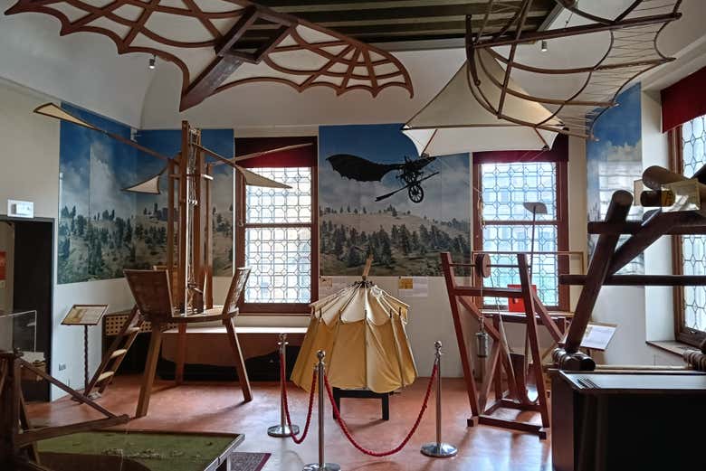 Una delle prime sale del Museo Leonardo da Vinci